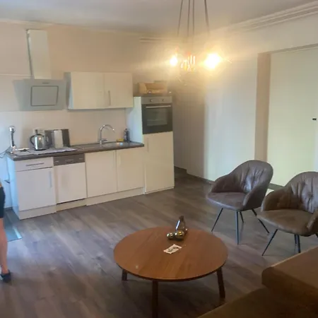 Joel Living 3* Langenhagen (Hannover)